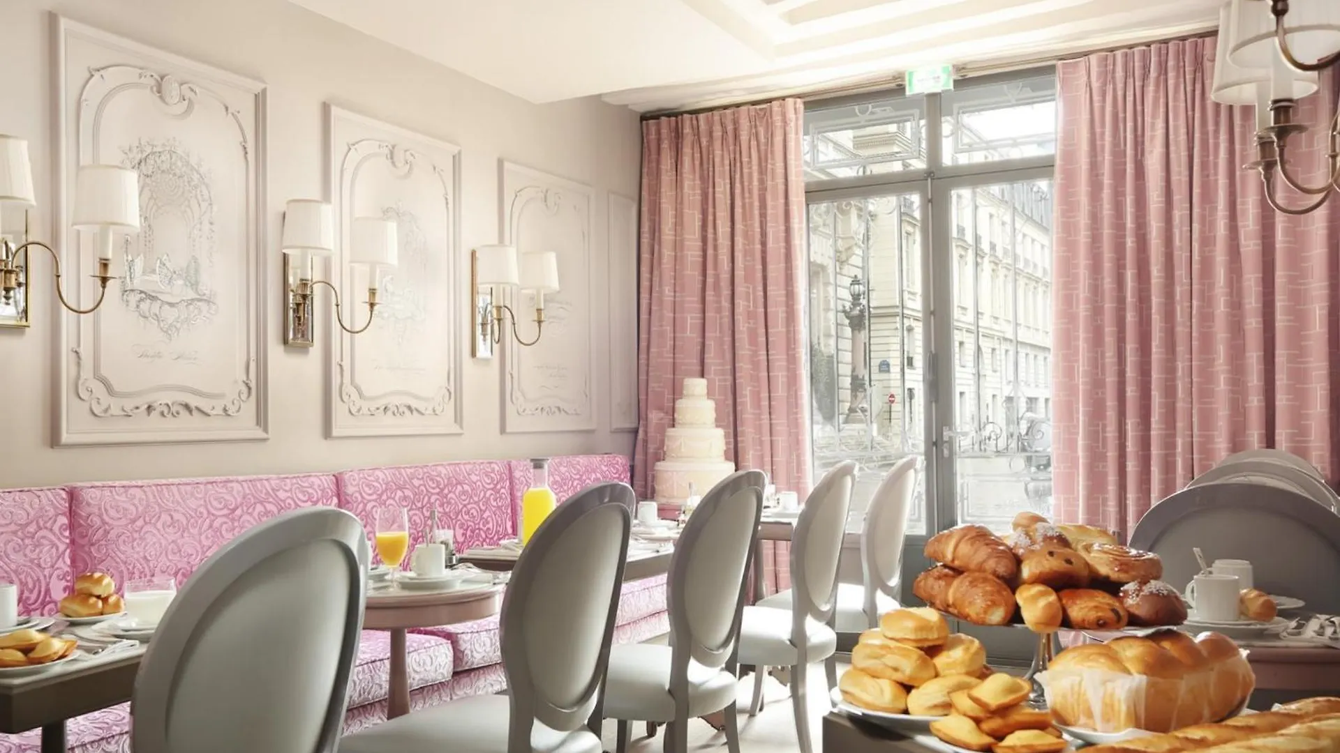 Hotel La Maison Favart