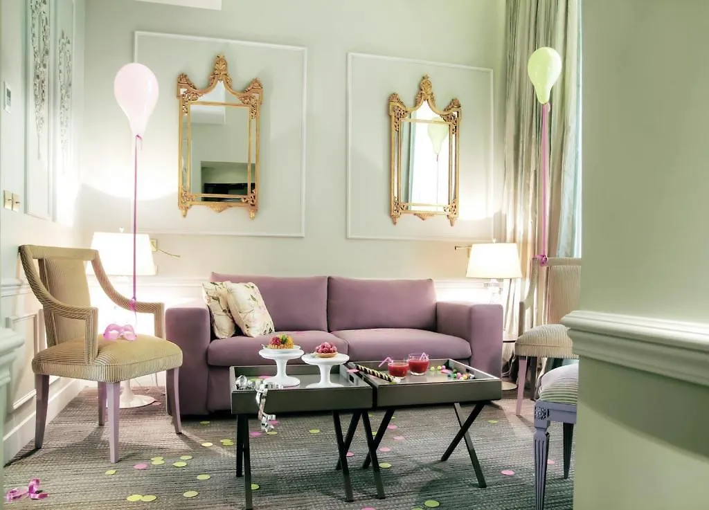 La Maison Favart 4* פריז