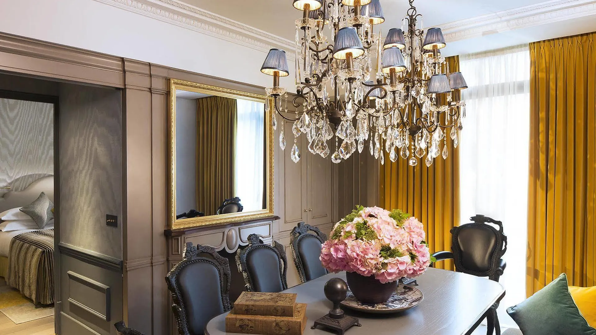 La Maison Favart Hotel