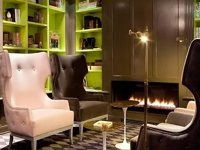 La Maison Favart מלון 4*